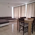 Sea Garden Marina 2 * וארנה