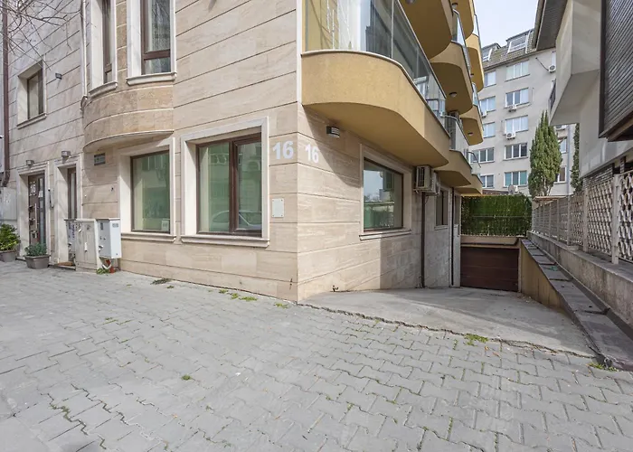 Sea Garden Marina 2 דירה